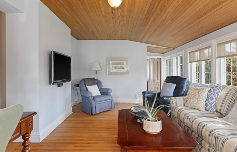 Vastu Shastra vs Feng Shui for the centre of your home interiors - Beautiful Homes