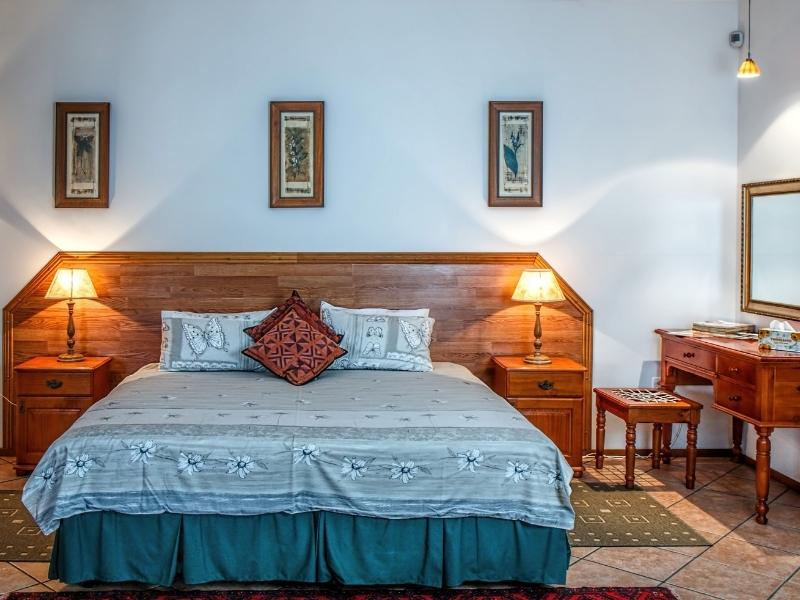 Teenage girls’ bedroom design with boho theme interior design - Beautiful Homes