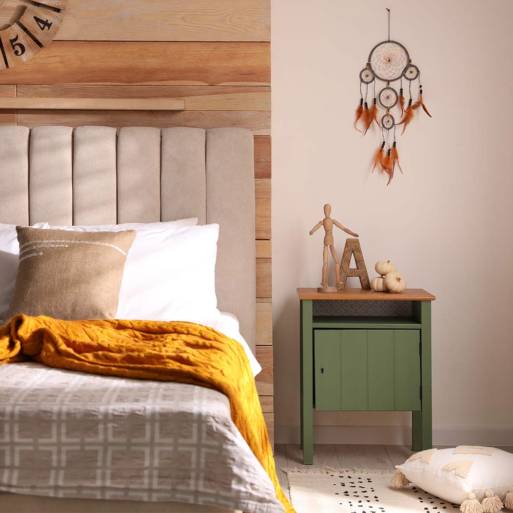 Get plenty of storage by adding nightstand cabinet in your bedroom design - Beautiful Homes Get plenty of storage by adding nightstand cabinet in your bedroom design - Beautiful Homes