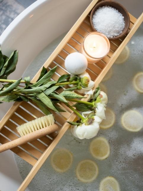 Bamboo tray & bamboo brush for bathroom design - Beautiful Homes