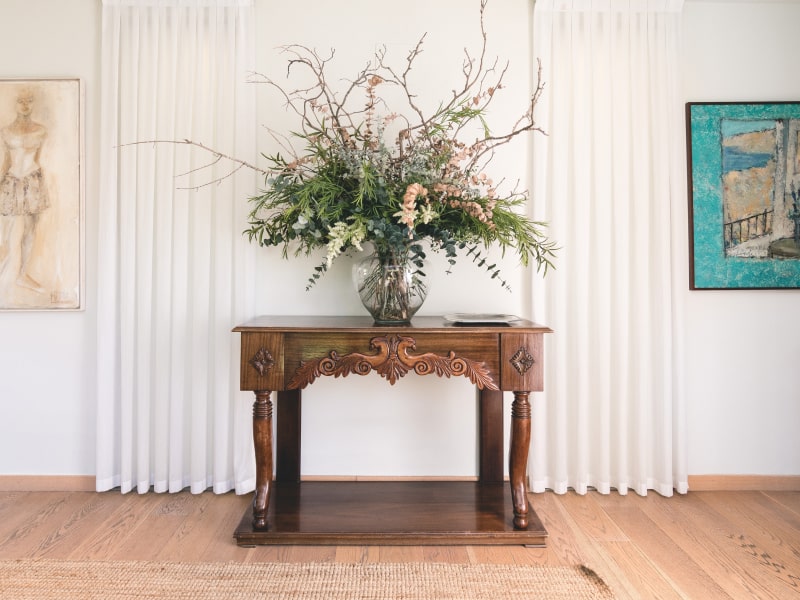 Interior decoration with a conversational statement piece - Beautiful Homes