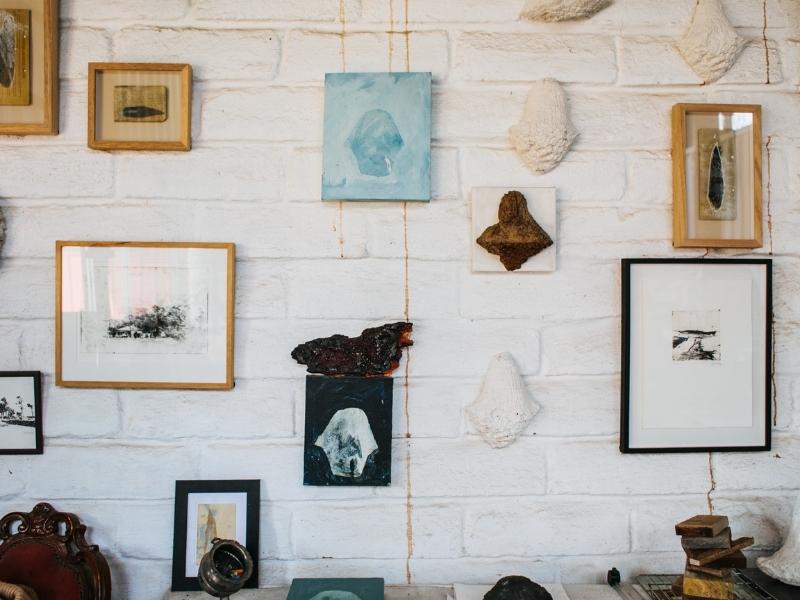 White brick wall ideas for boho home interiors - Beautiful Homes