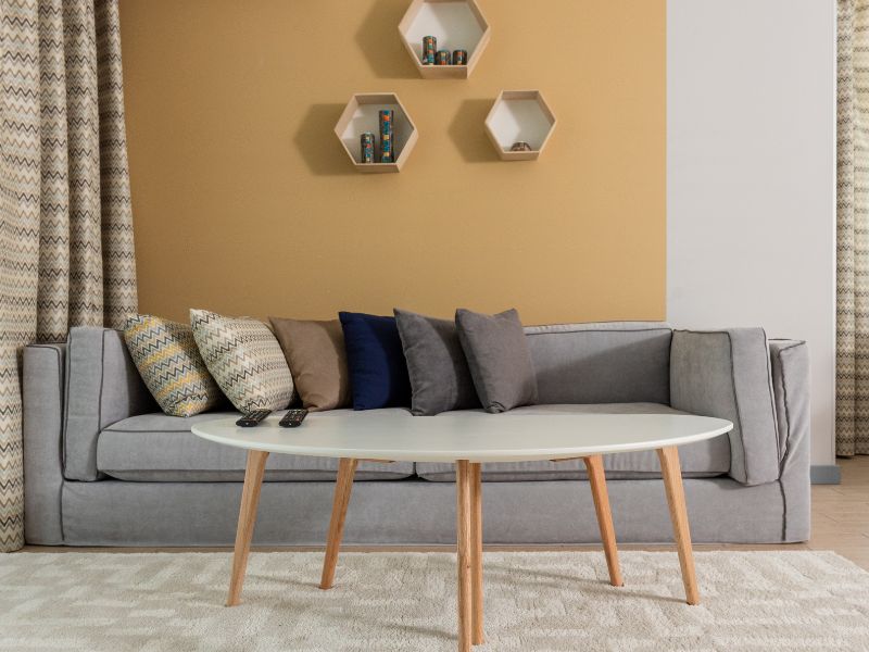 Yellow two-colour combination for the living room walls - Beautiful Homes