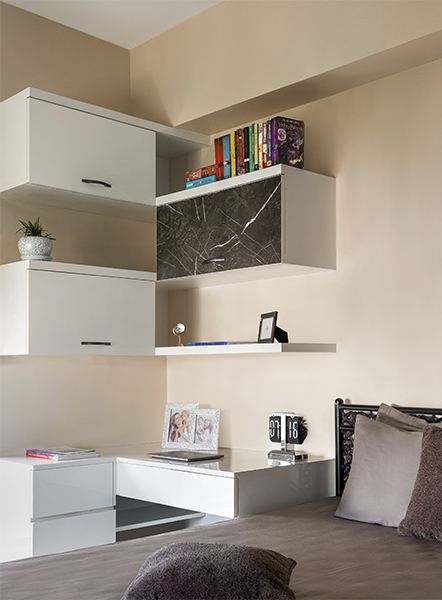Open & closed wall shelf design idea for your bedroom - Beautiful Homes