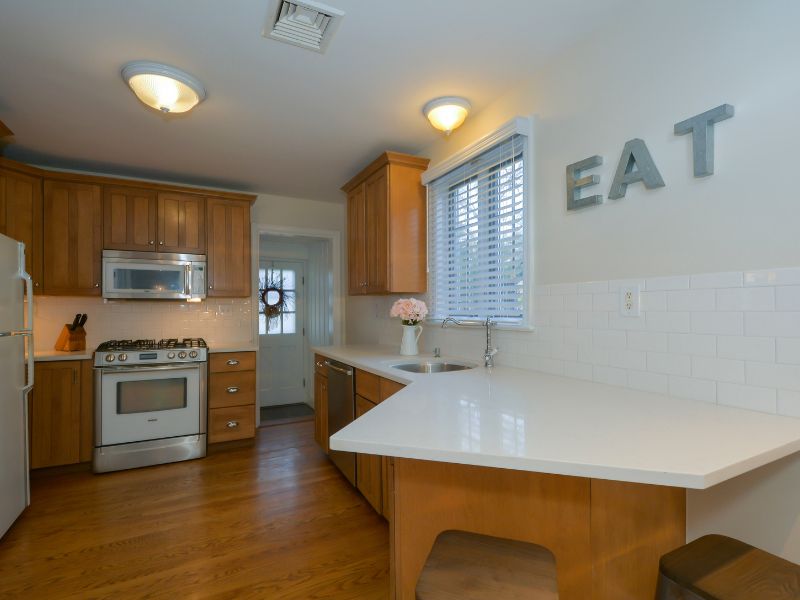 Kitchen Backsplash colours for your home - Beautiful Homes