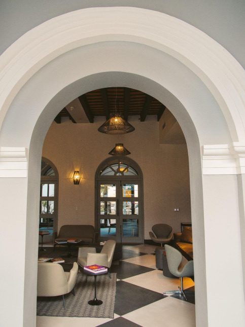 Modern arch pop design for the living room - Beautiful Homes