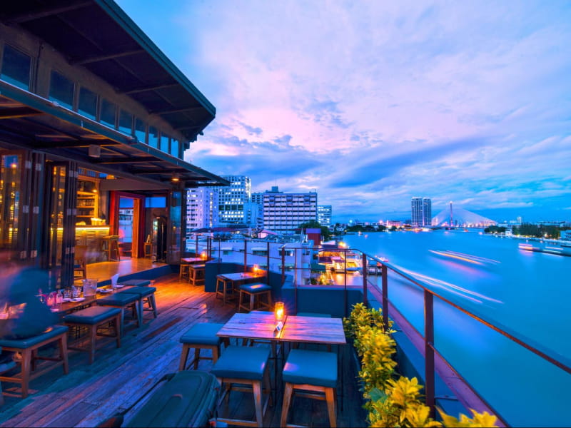 Breezy & calm home balcony bar ideas - Beautiful Homes