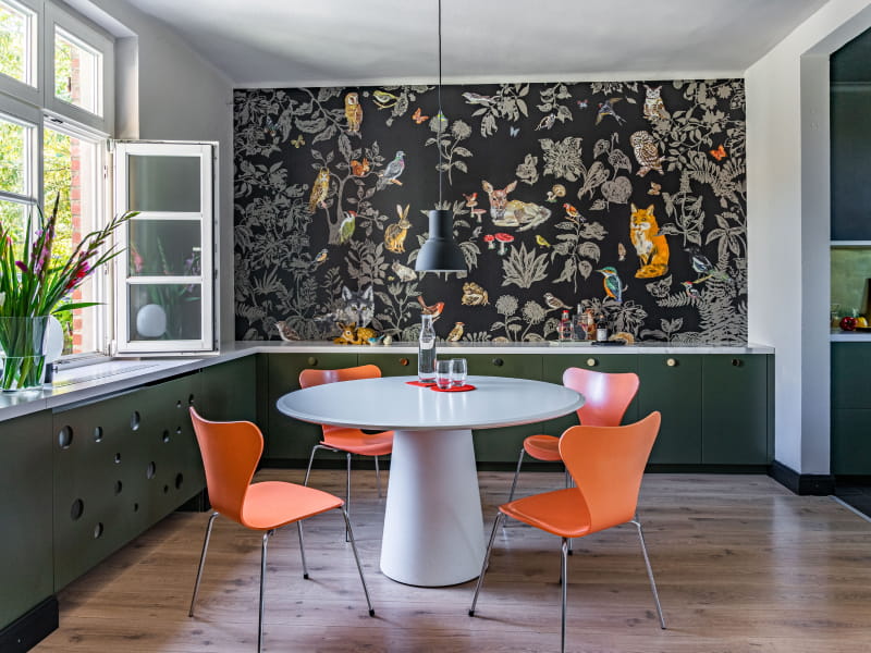3D funky wallpaper designs for dining room - Beautiful Homes