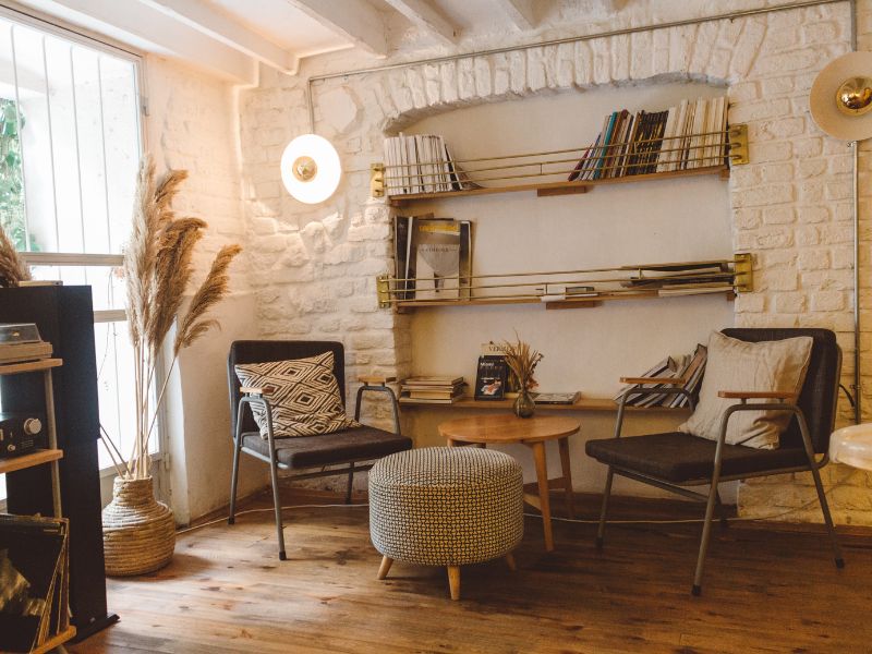 Brick wall living room design idea - Beautiful Homes