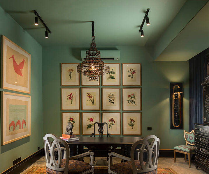 Pastel painted ceiling design matching with the colour of the room – Beautiful Homes