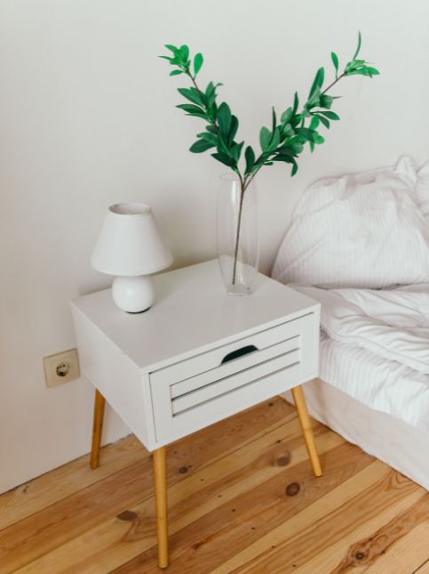 Warm wood & cream colour for your interior design - Beautiful Homes