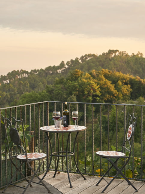 Adorable small balcony ideas for your space - Beautiful Homes