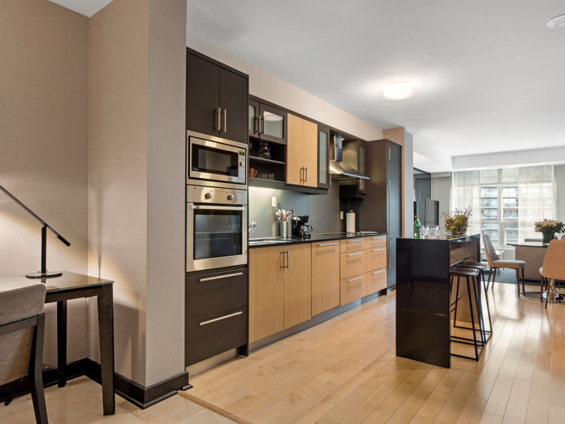 Kitchen cabinets & open shelving for storage & organization - Beautiful Homes