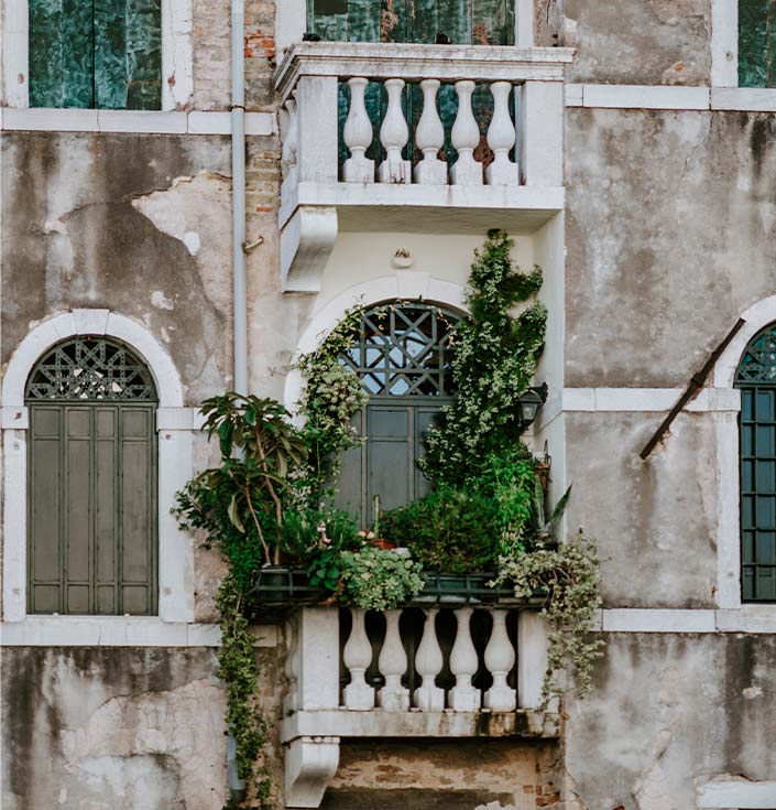 Concrete finish modern balcony grill design – Beautiful Homes