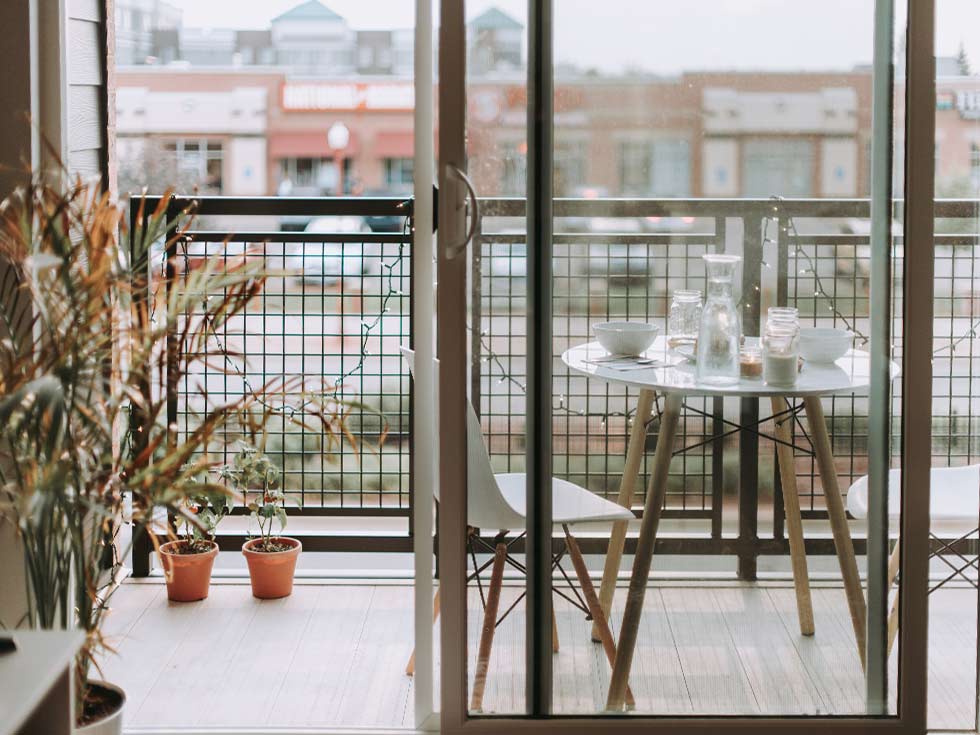 Mesh wire safety balcony design – Beautiful Homes