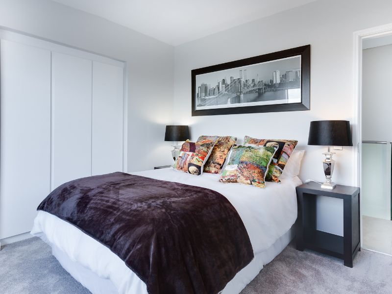 White master bedroom colour scheme ideas - Beautiful Homes