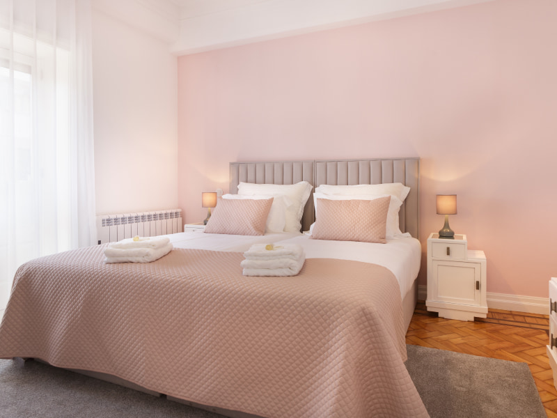 Soft Pink Neutral Colour Room Décor -Beautiful Homes