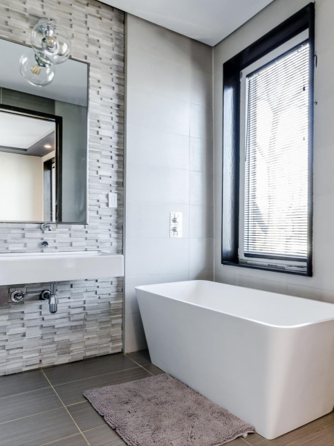 Chic traditional bathroom design for your bathroom design - Beautiful Homes