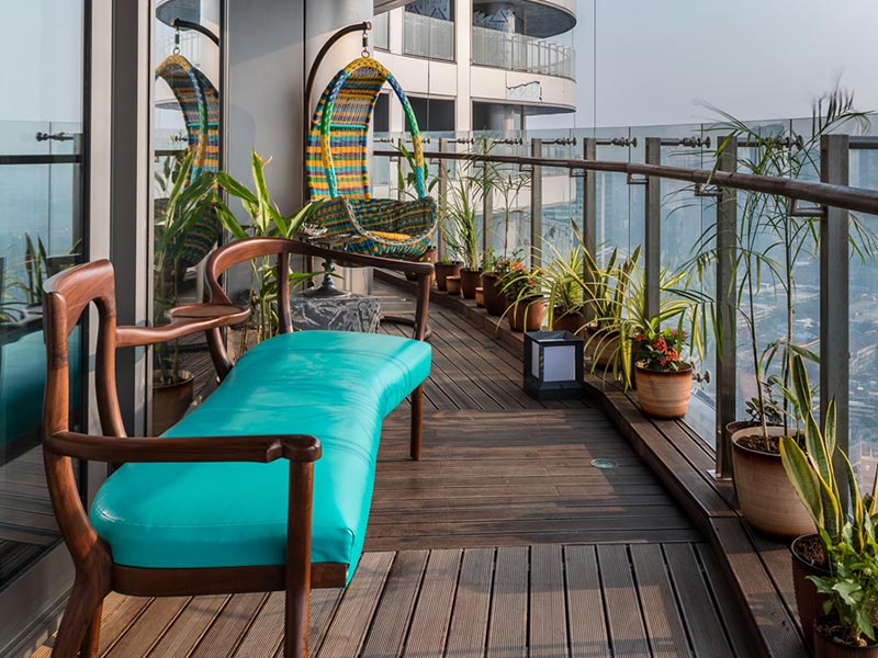 Balcony bench ideas for lounging & leisure – Beautiful Homes