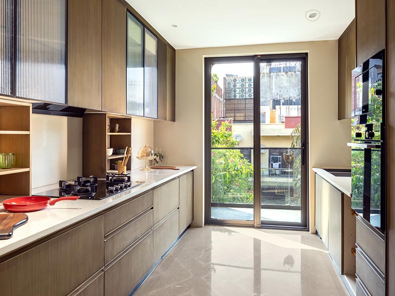 Eye – catching cream coloured kitchen cabinets design – Beautiful Homes