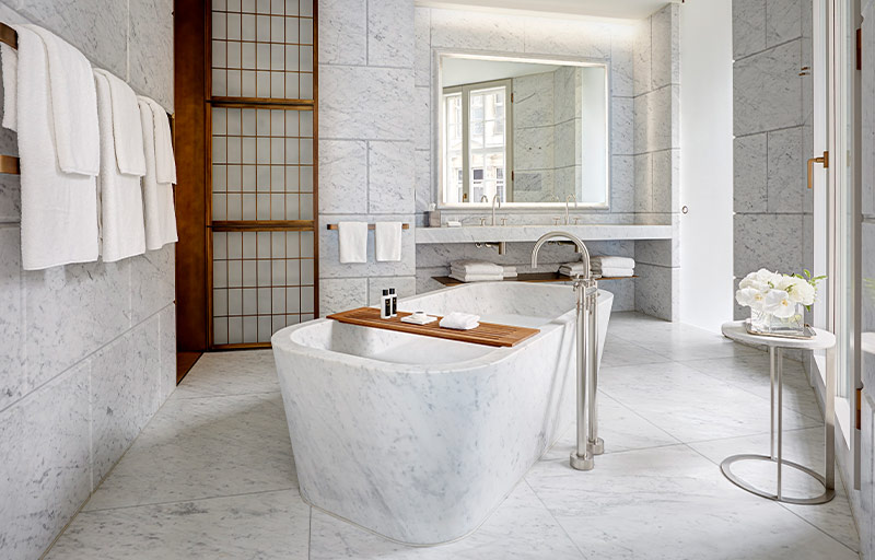 Chic marble bathroom design for your home design – Beautiful Homes