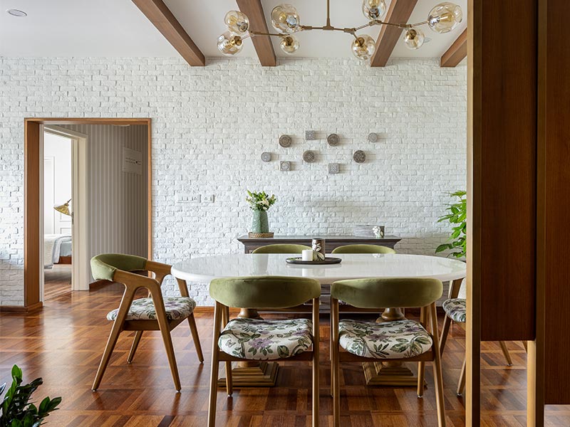 Stunning dining room design idea- Beautiful Homes