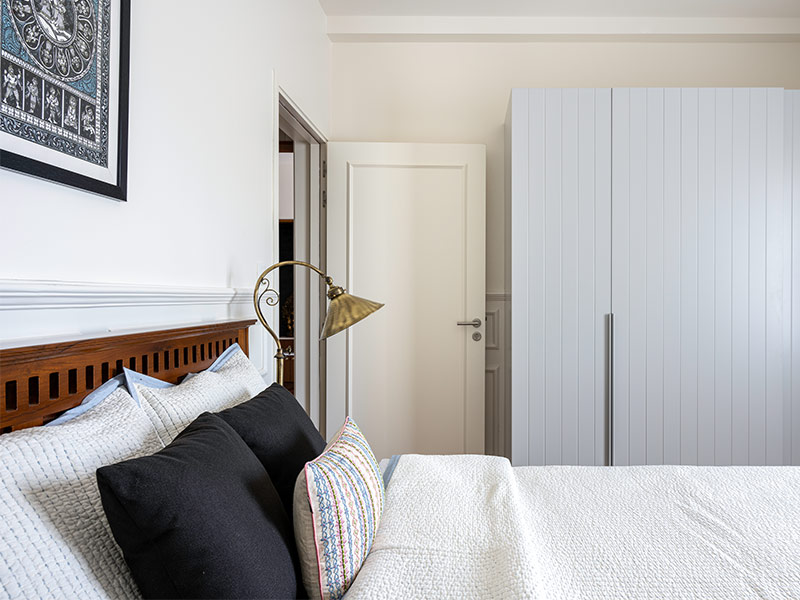 White themed guest bedroom design – Beautiful Homes