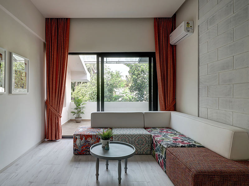 Sliding glass balcony window design for your home - Beautiful Homes