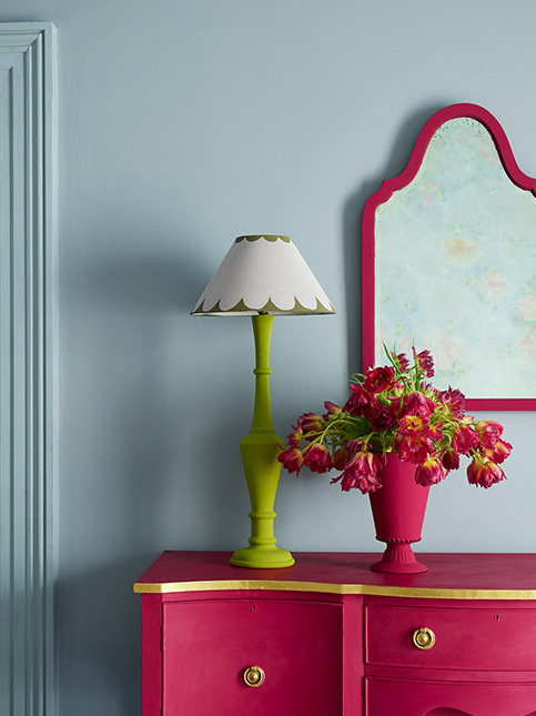 Red Background Cupboard - Beautiful Homes