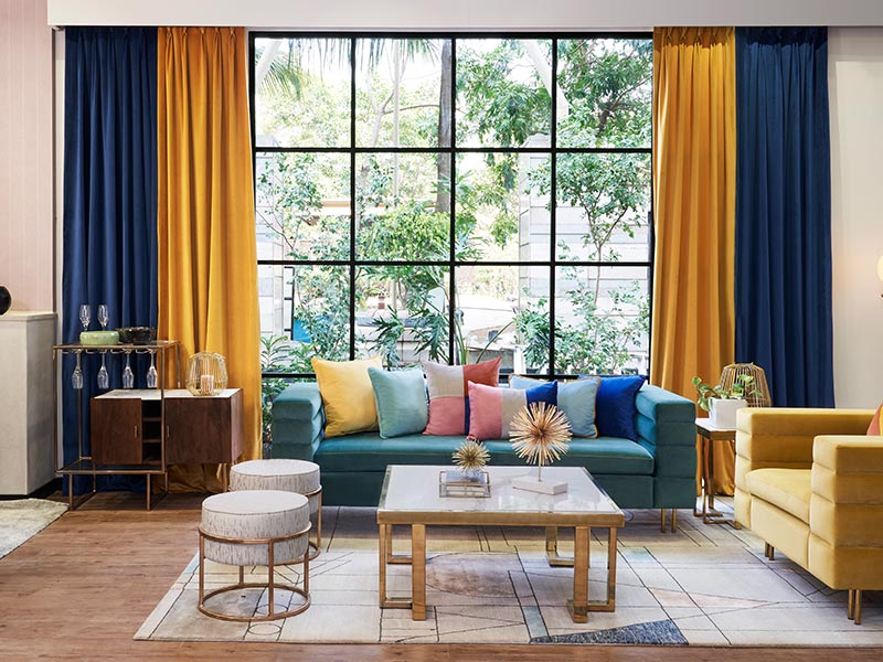 Yellow & blue curtain colour combination for your home interiors – Beautiful Homes