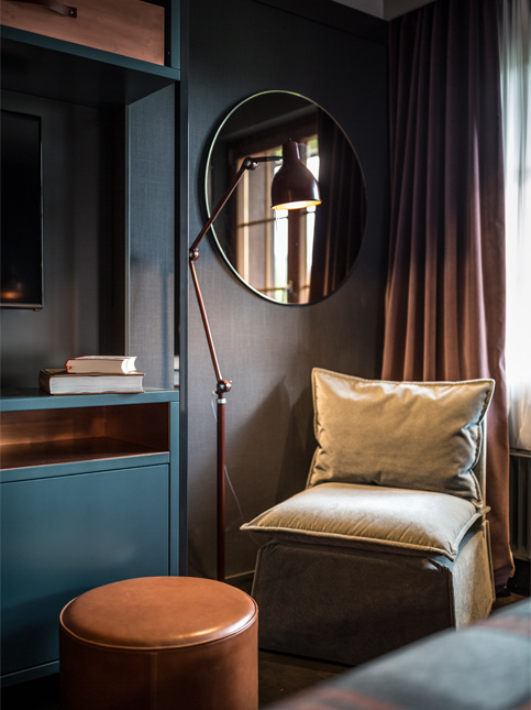 Beige Leather Bedroom Chair – Beautiful Homes