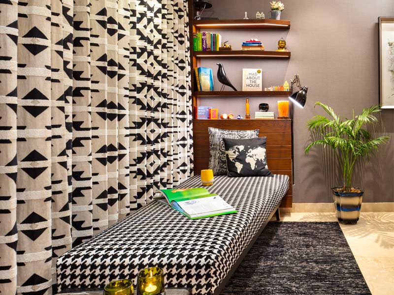 Printed bedroom curtain design idea to enhance your bedroom design – Beautiful Homes