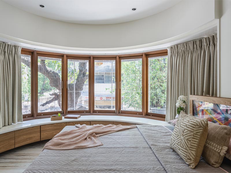 Round Sit Out Design in Bedroom – Beautiful Homes