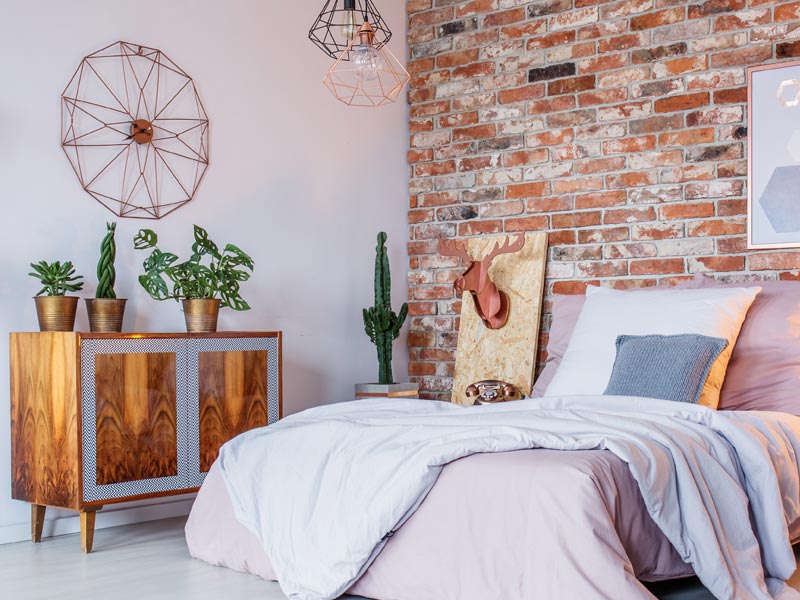 Metal wall clock for your bedroom - Beautiful Homes