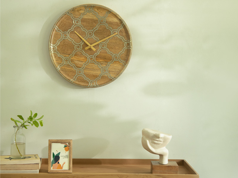 Wooden wall clock ideas for your home - Beautiful Homes