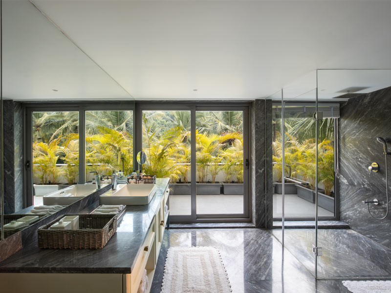 Glass wall for your bathroom – Beautiful Homes