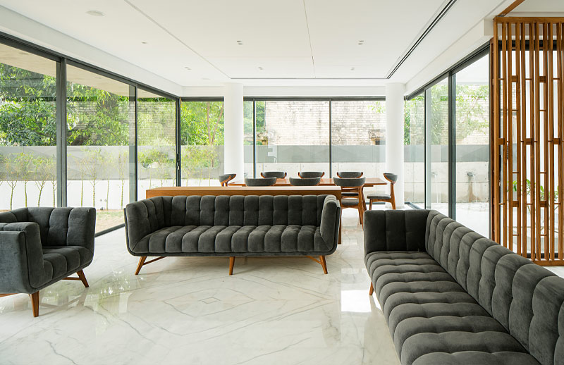 Luxury home with glass wall - Beautiful Homes