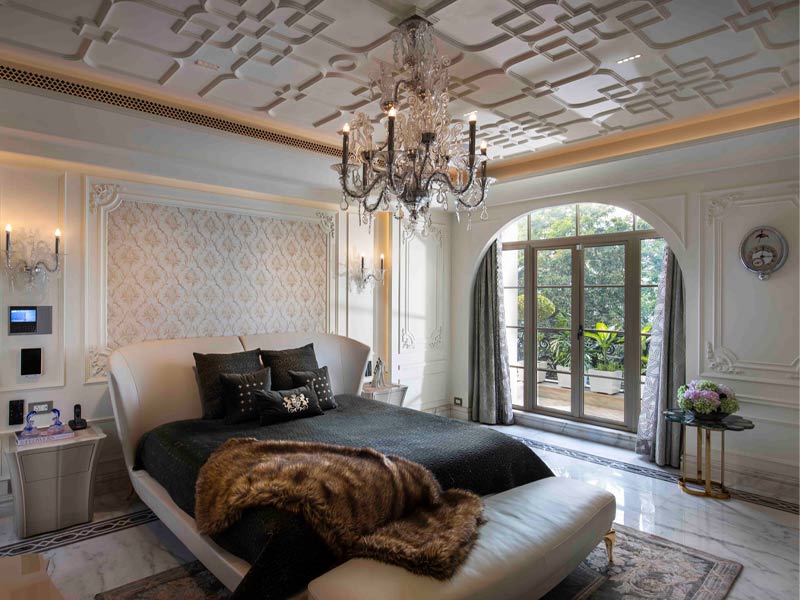 White Marble Flooring with a Black Border – Beautiful Homes