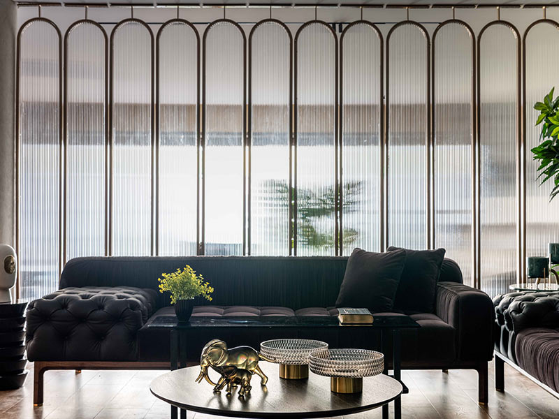 Glass partition ideas for your living room - Beautiful Homes