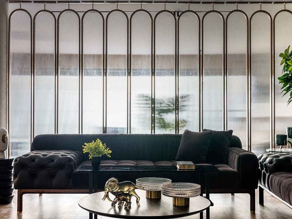 Glass partition ideas for your living room - Beautiful Homes