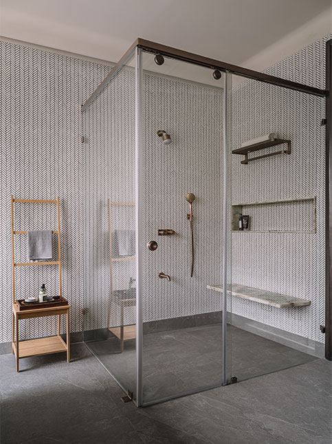 Aesthetic Ladder Towel Racks for Bathroom Storage - Beautiful Homes