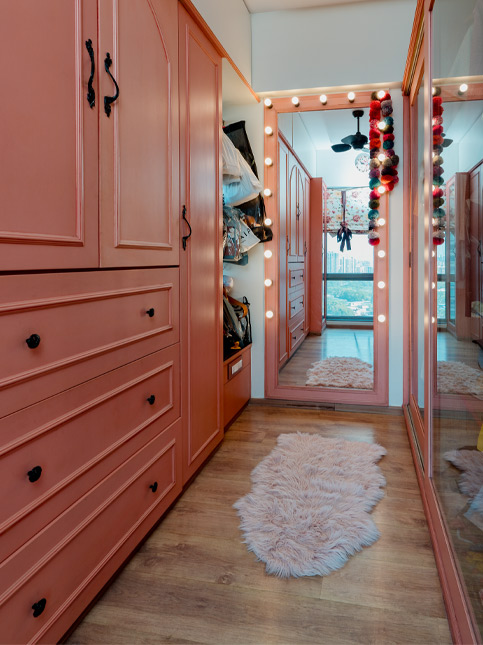 Coral pink cabinetry – Beautiful Homes