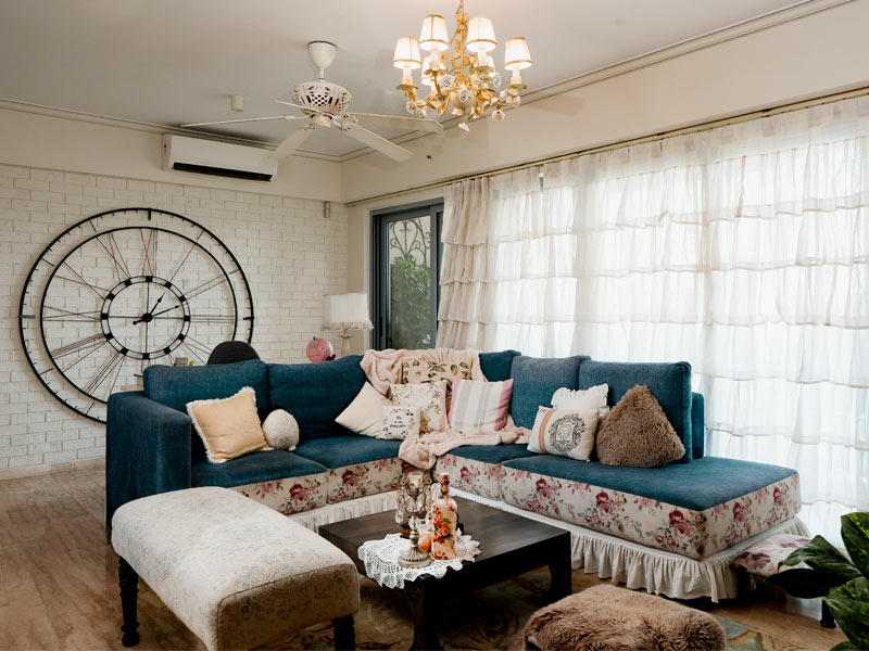 European inspired living room – Beautiful Homes