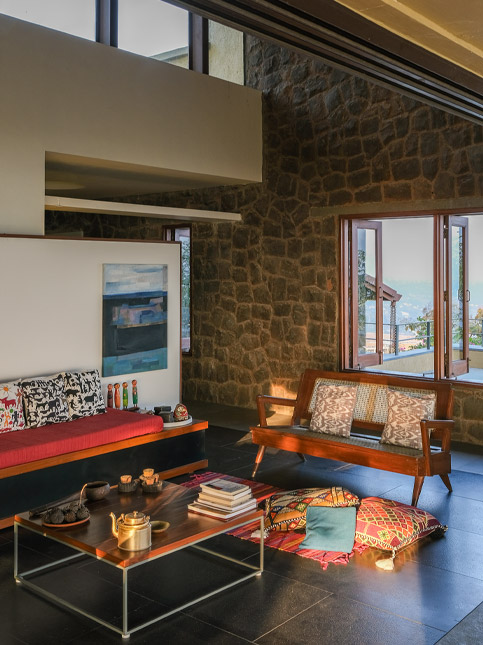 Brown rubble wall – Beautiful Homes– Beautiful Homes