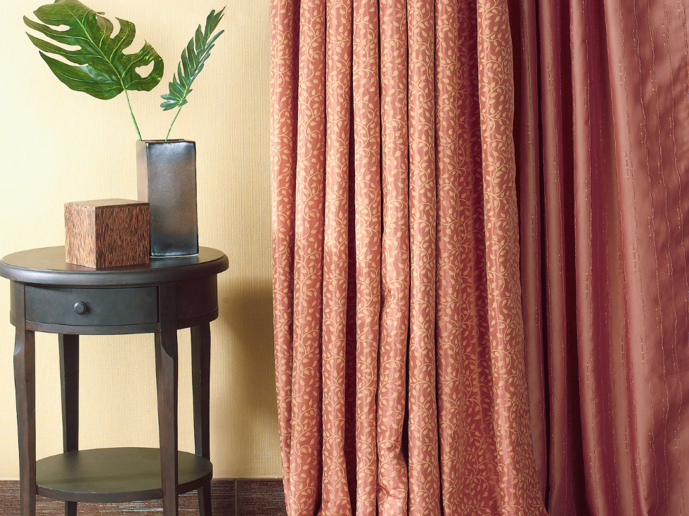 Velvet Curtain Décor Ideas - Beautiful Homes