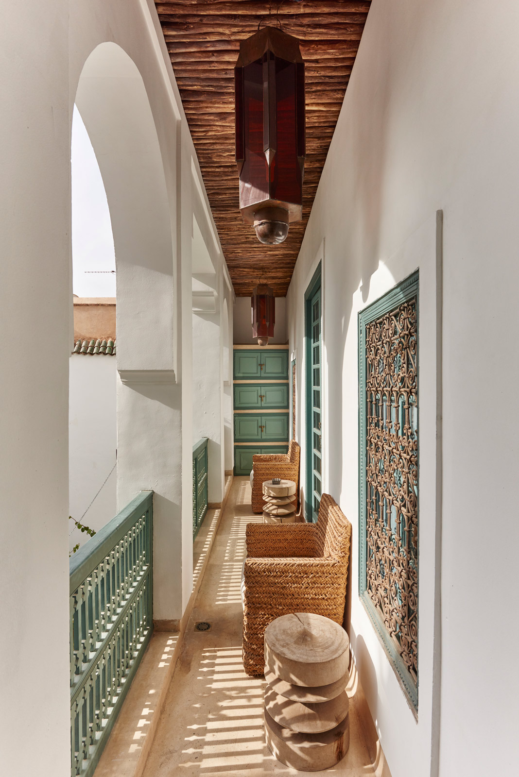 Railing home décor ideas for house balcony - Beautiful Homes