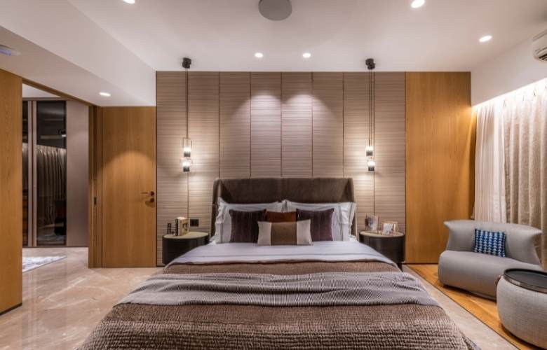 Spacious bedroom design for 2022 with designer pendent lights - Beautiful Homes Spacious bedroom design for 2022 with designer pendent lights & ceiling lights - Beautiful Homes