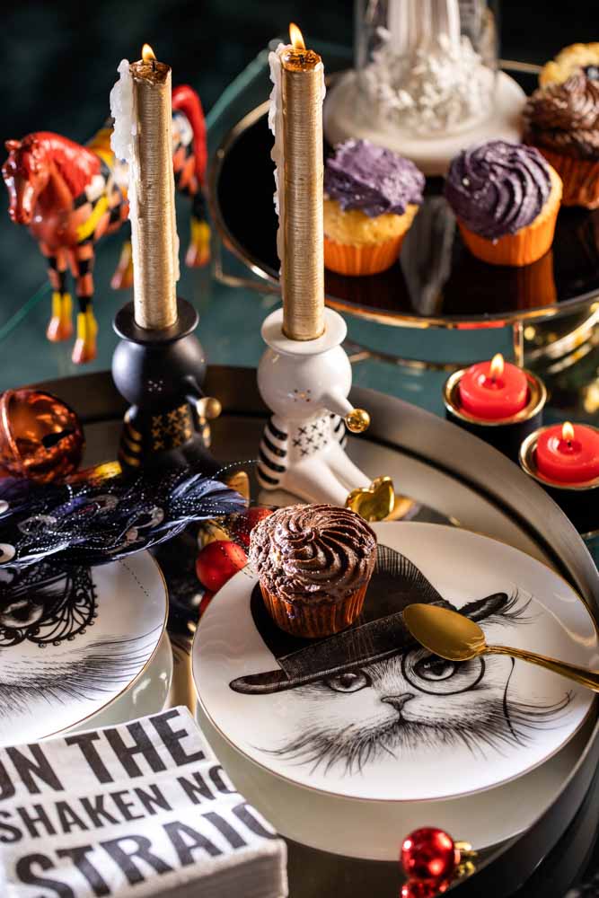 Painted & moulded candles for christmas decoration at home - Beautiful Homes