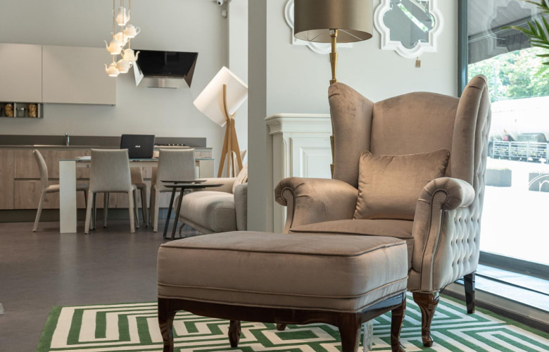 Most comfortable reading chair for living room design - Beautiful Homes