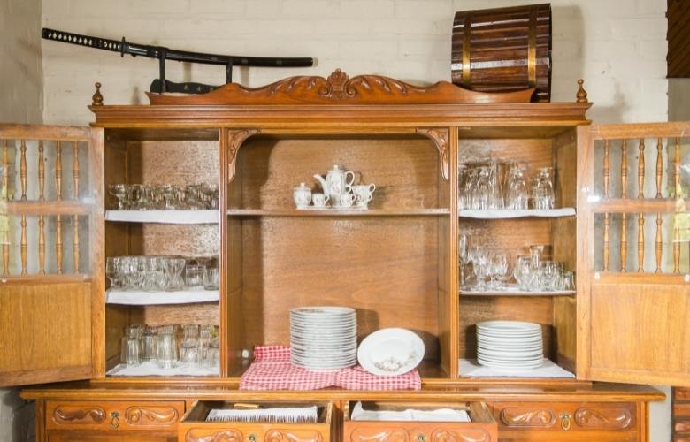 Vintage crockery unit interior design for the kitchen - Beautiful Homes